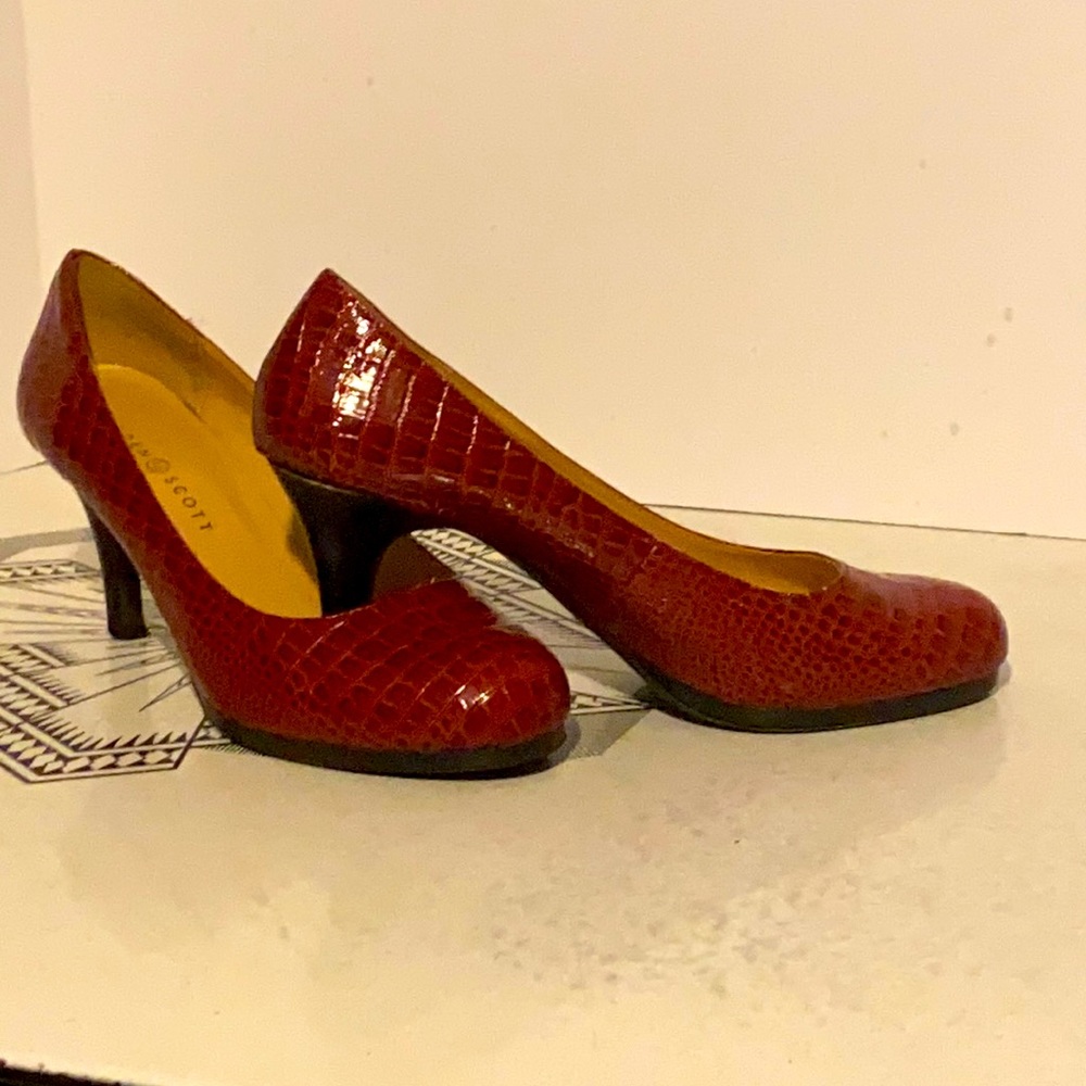 Faux alligator heels